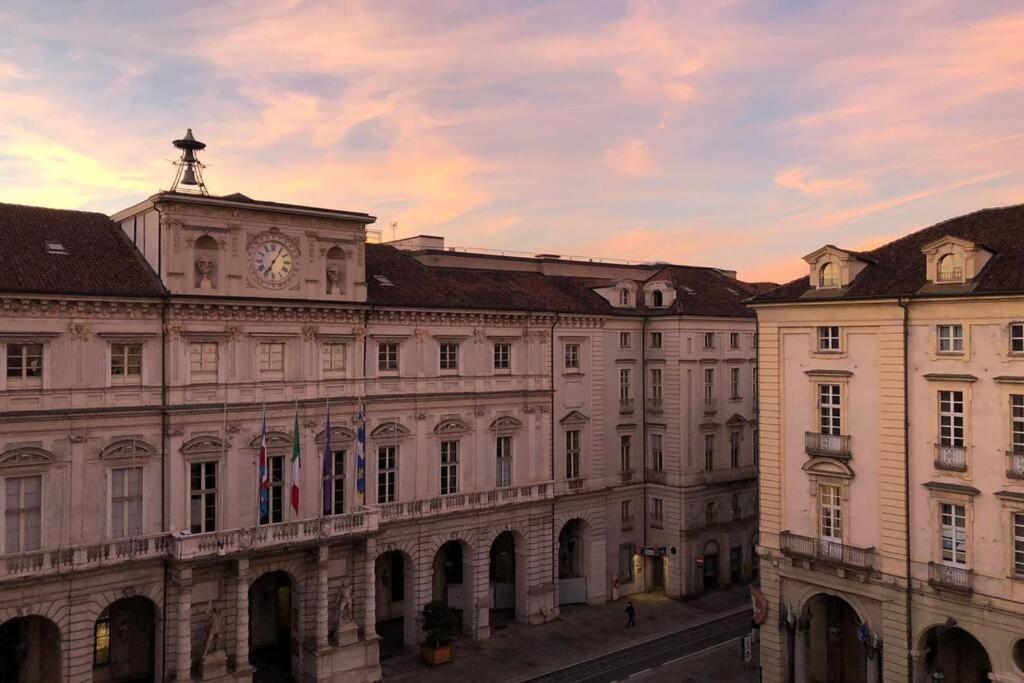 Charmant Maison In Centro Turin Exterior photo